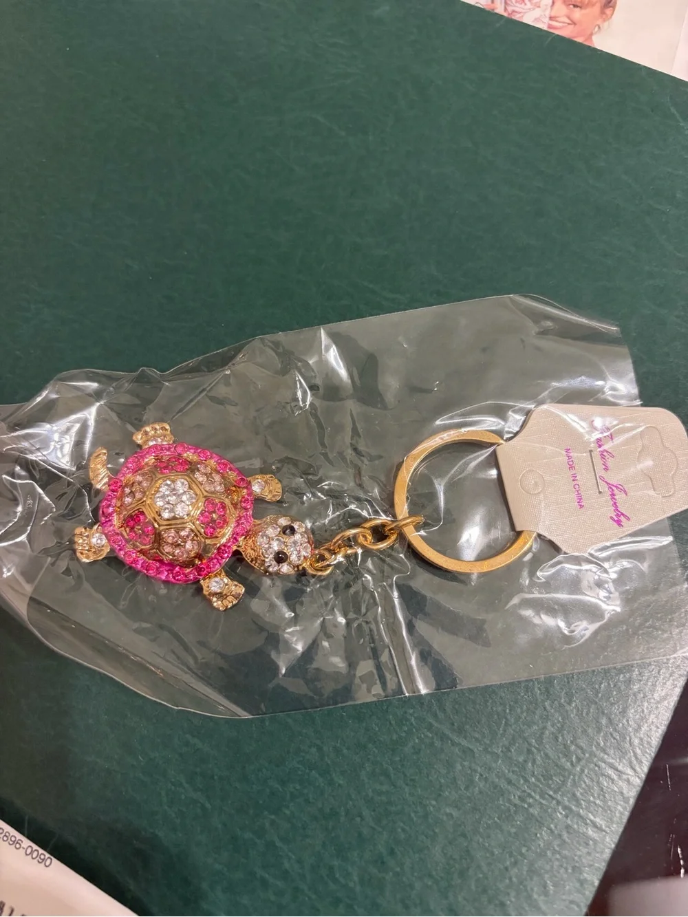 Gold-Tone Pink Crystal Turtle Key or card Holder Charm